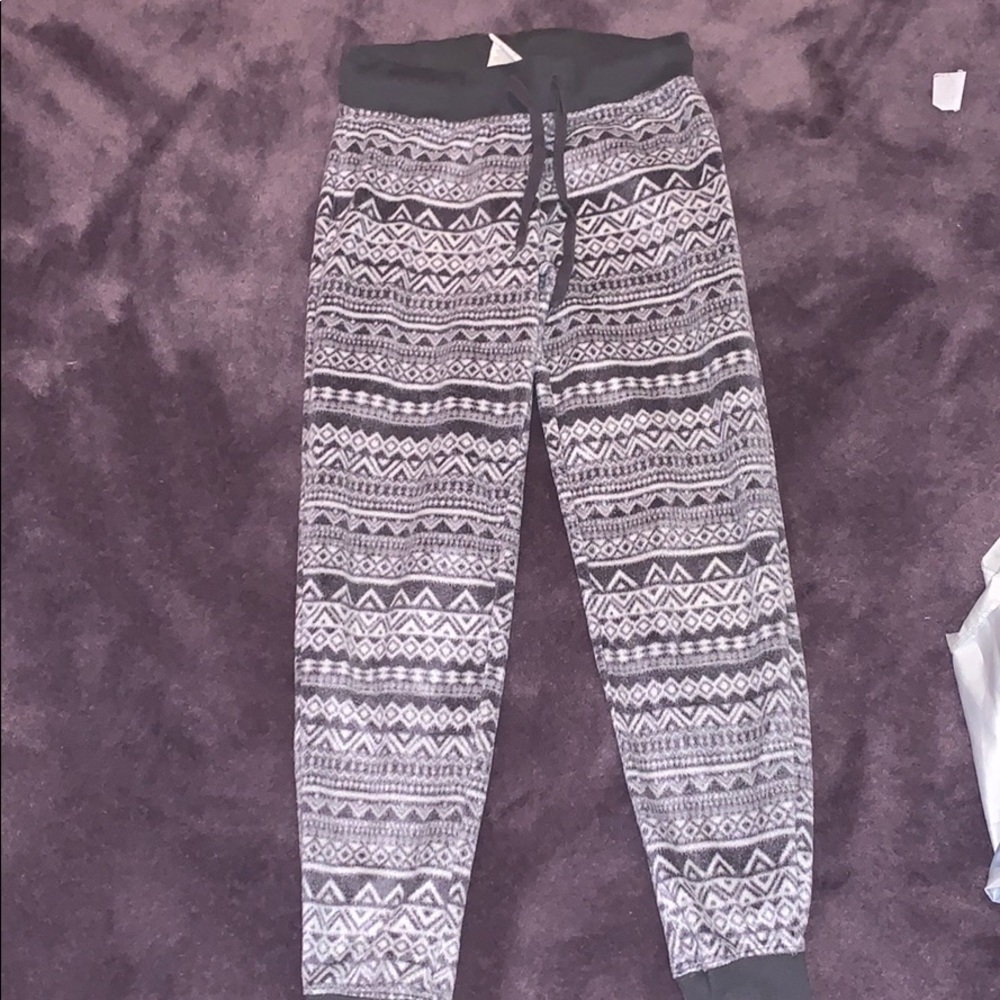🌍SUPER SOFT pajama pants or joggers
